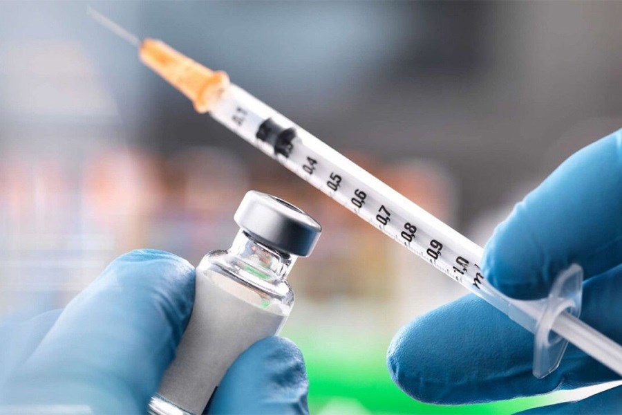 ضرورت تزریق دز سوم واکسن به گروه‌های پر خطر