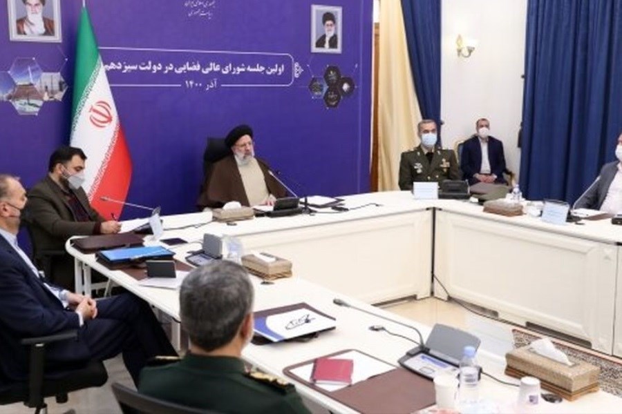 تصویر تشکیل جلسه شورای عالی فضایی نشان‌دهنده عزم این دولت است