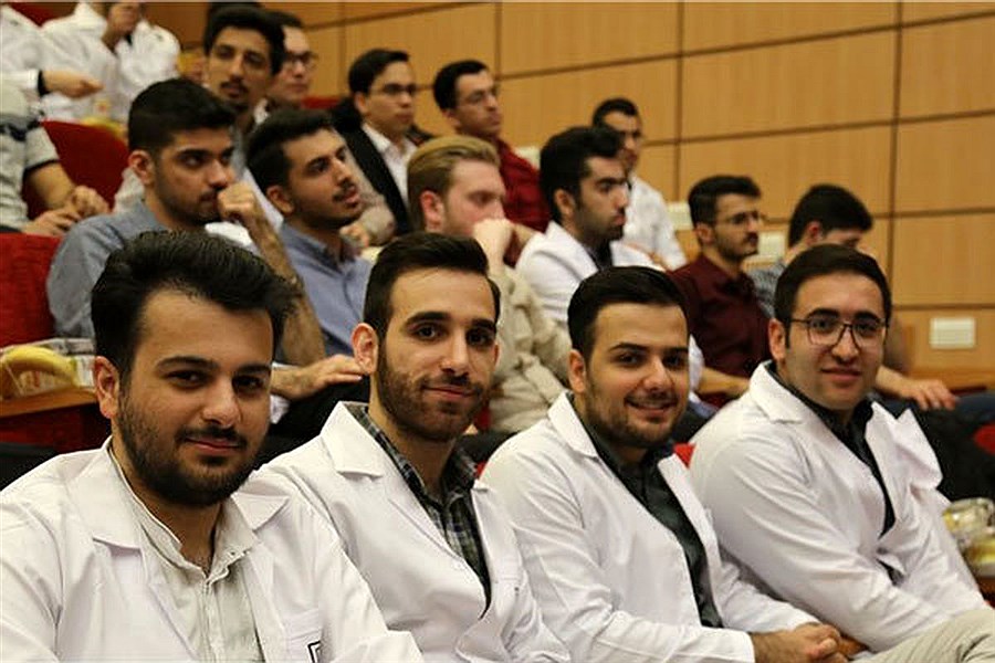 تصویر تمدید مهلت ثبت درخواست انتقال و میهمانی دانشجویان علوم پزشکی