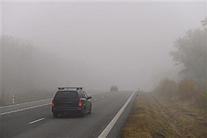تصویر  اختلال در تردد خودروها در گردنه های خراسان شمالی به جهت مه غلیظ