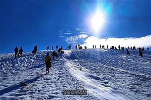 تصویر  نشاطی از جنس برف در نورآباد