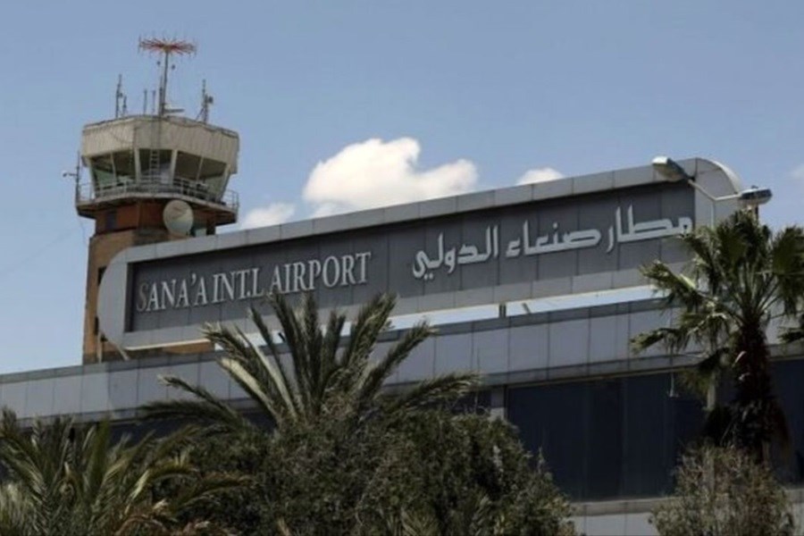 تصویر فرودگاه بین المللی صنعا بمباران شد