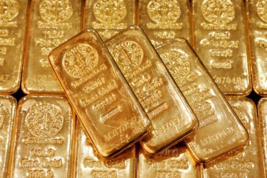 تصویر افزایش قیمت دلار، طلای جهانی را بی ارزش کرد