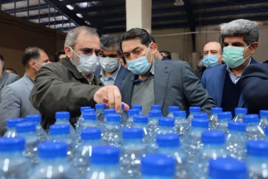 تصویر افتتاح کارخانه آب آشامیدنی با حمایت بانک توسعه تعاون
