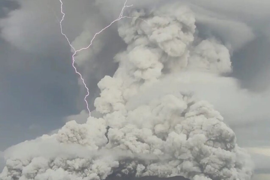 تصویر تصاویر ناسا از فوران آتشفشان تونگا
