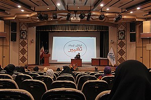 مراسم اختتامیه جشنواره هنر های تجسمی فجر استان قم