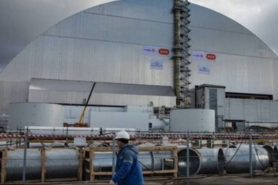 تصویر روسیه نیروگاه هسته‌ای چرنوبیل را تصرف کرد