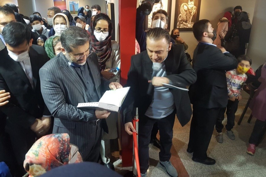 تصویر افتتاح جشنواره و نمایشگاه هنری توانیابان هنرمند در تهران