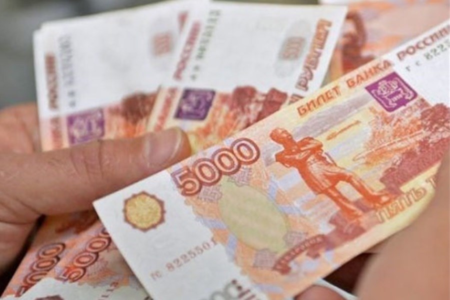 تصویر روبل روسیه از دلار آمریکا پیشی گرفت