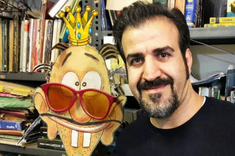 دریافت جایزه نمایشگاه کارتون و کاریکاتور سوریه توسط کاریکاتوریست ایرانی