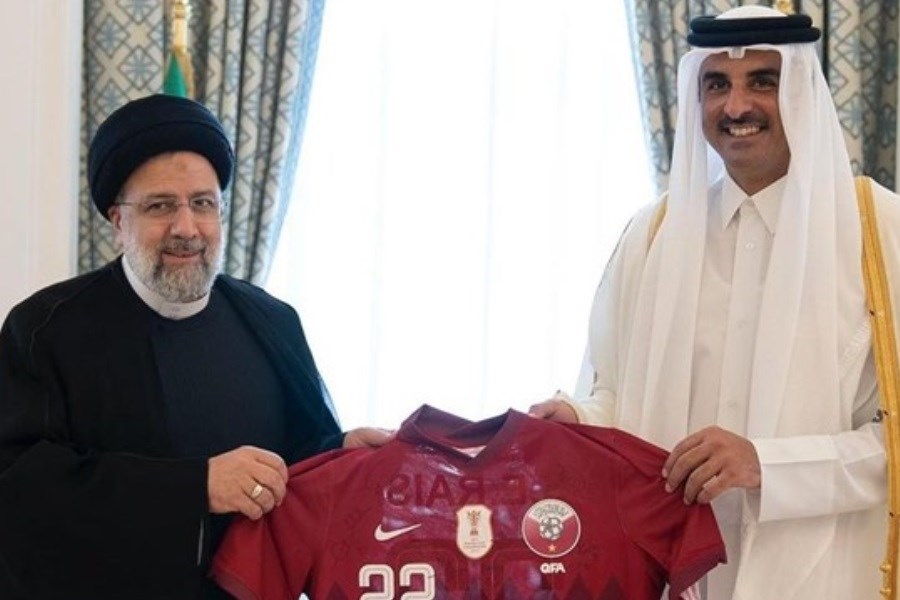 تصویر ماجرای پیراهنی که قطر به  رئیسی اهدا کرد
