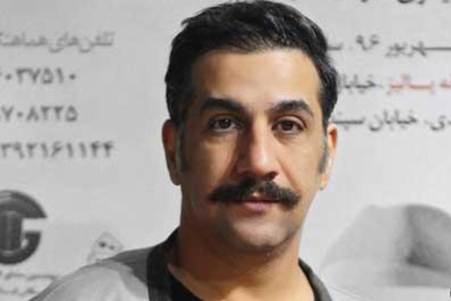 محمد نادری به «سریالیست» می رود