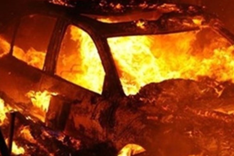 تصویر زنده زنده سوختن سرنشینان پیکان در آتش