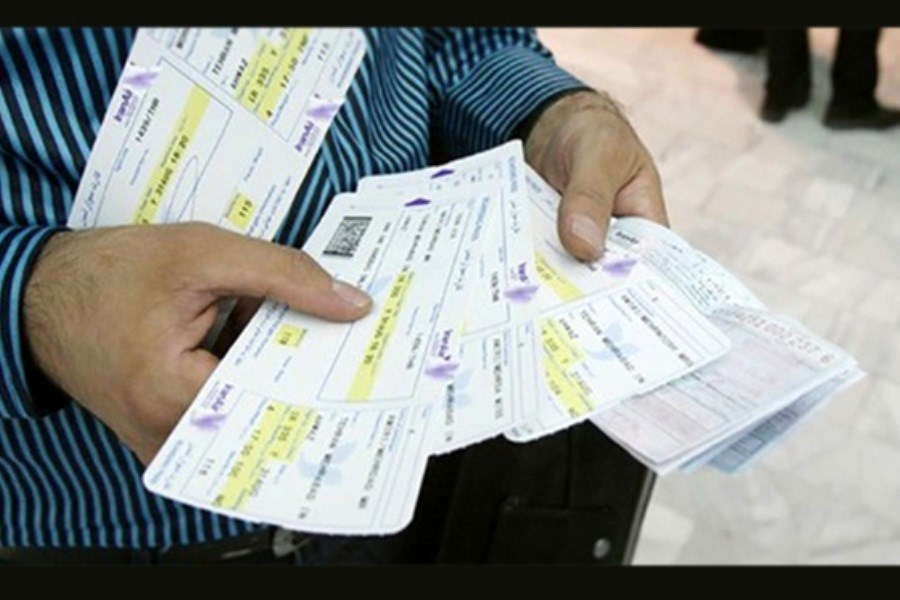 تصویر وزارت گردشگری با فروش بلیت هواپیما به دلار مخالفت کرد