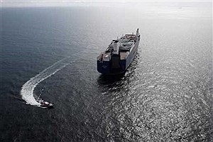 غرق یک کشتی در خلیج فارس