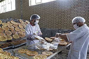 پخت نان صلواتی در 113 نانوایی حاشیه شهر مشهد