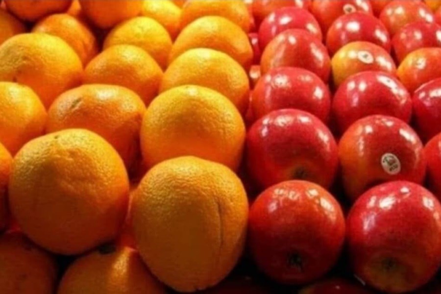 تصویر قیمت میوه‌های تنظیم بازاری در سامانه‌های هوشمند اعلام شد