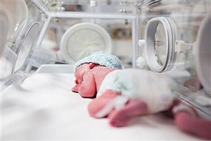 صف متقاضیان فرزندخواندگی نوزاد تازه پیدا شده در نازی آباد