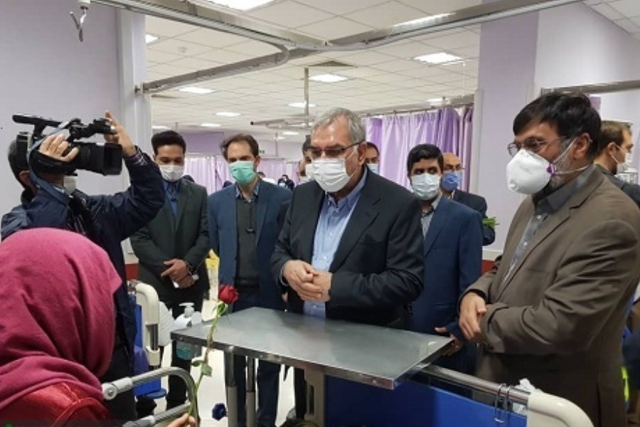 تصویر بازدید وزیر بهداشت از اورژانس بیمارستان قائم و عدالیتان مشهد