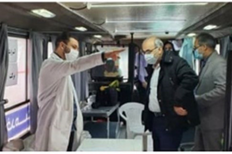 تصویر برپائی ایستگاه های سلامت نوروز در مسیرهای منتهی به حرم مطهر رضوی