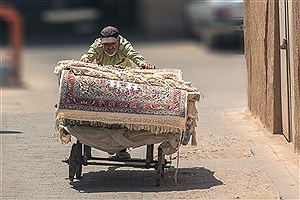 تصویر  قالی بافی، تلفیقی از هنر و نوآوری در یزد