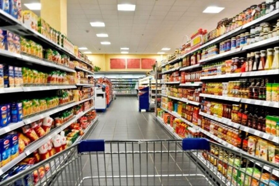 تصویر تلاش دولت برای آرام کردن بازار کالاهای اساسی