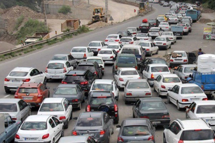 تصویر ترافیک سنگین در این جاده ها