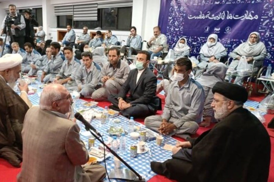 تصویر افطاری با رئیس دولت سیزدهم