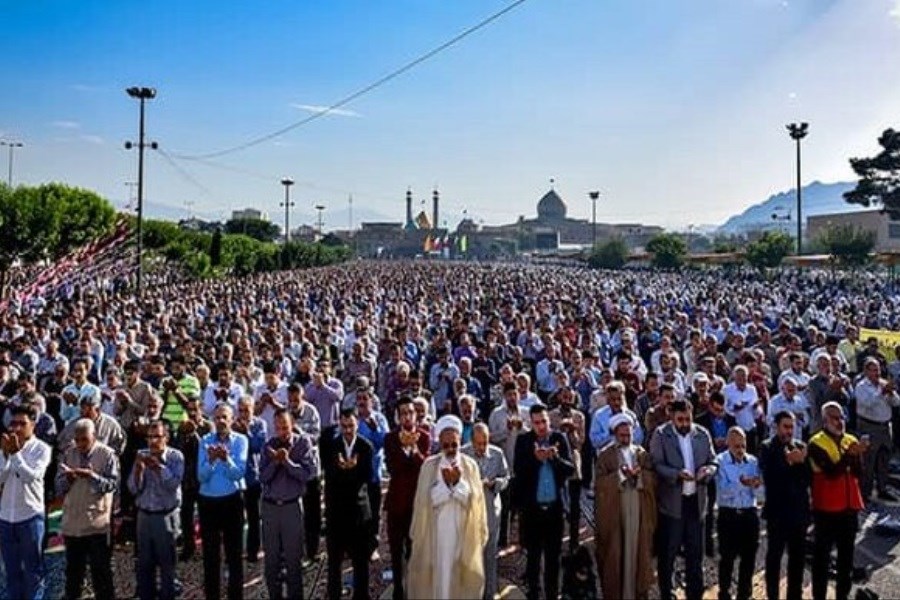 تصویر آیین های عید فطر در ایران&#47; رخت نو برای نماز
