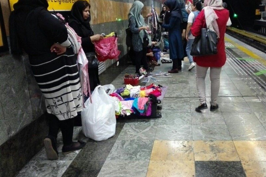 تصویر راه‌اندازی سامانه شناسایی دستفروشان مترو پایتخت
