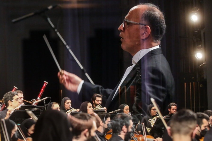 تصویر ارکستر سمفونیک تهران در تالار وحدت
