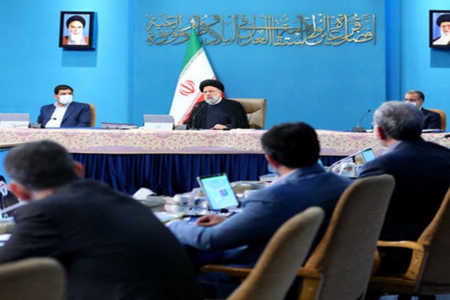 تصویر فرمان رئیسی به مخبر و وزارت کار درباره درخواست بازنشستگان