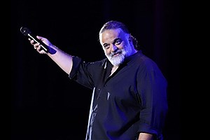 بازگشت خواننده معروف پس از مدت‌ها دوری از صحنه