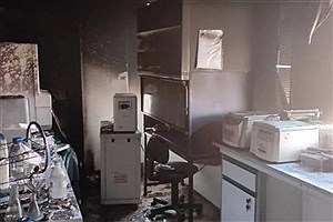 آتش‌سوزی مجتمع درمانی در خیابان آفریقای تهران