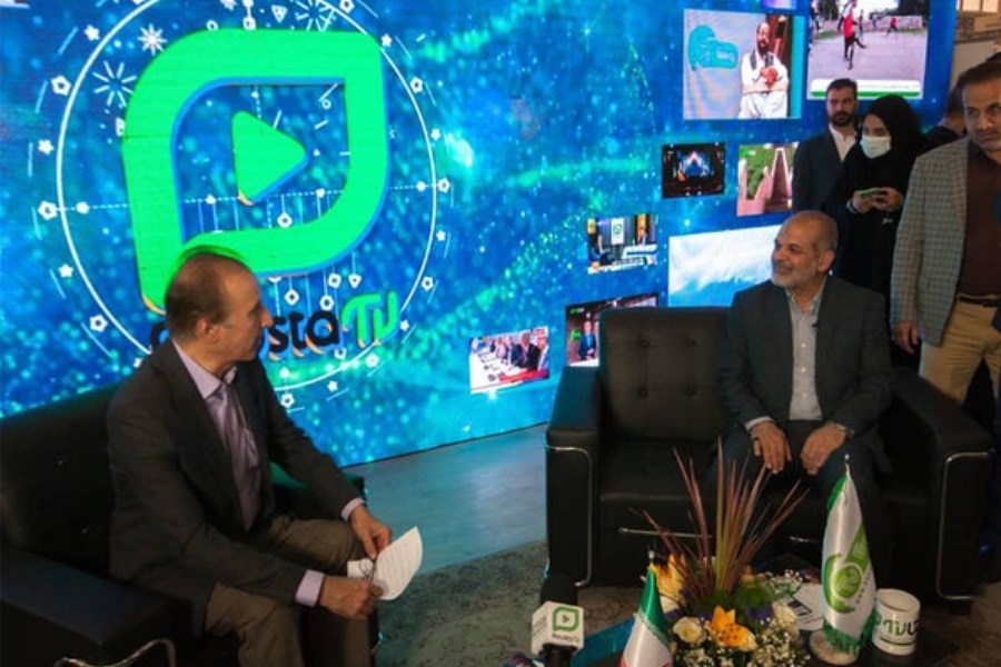 تصویر افتتاح نخستین تلویزیون اینترنتی شهری