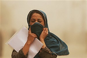 تصویر  ۶۲ خوزستانی به دلیل گرد و غبار شدید راهی ICU شدند