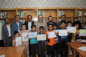 افتتاح اولین پیشخوان خدمات کتابخانه ای در استان مرکزی
