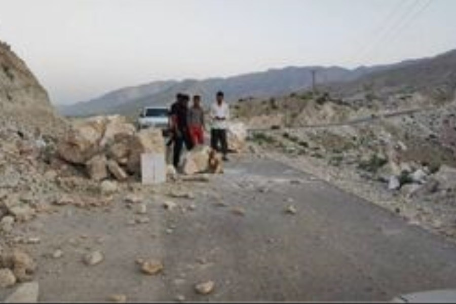 تصویر ریزش کوه در جاده کرج - چالوس