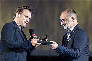 جایزه لوکارنو برای مت دیلون