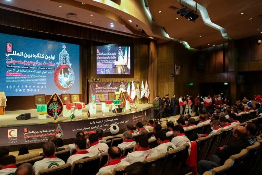 تصویر مراسم اربعین بدون هیچ محدودیتی برگزار می‌شود