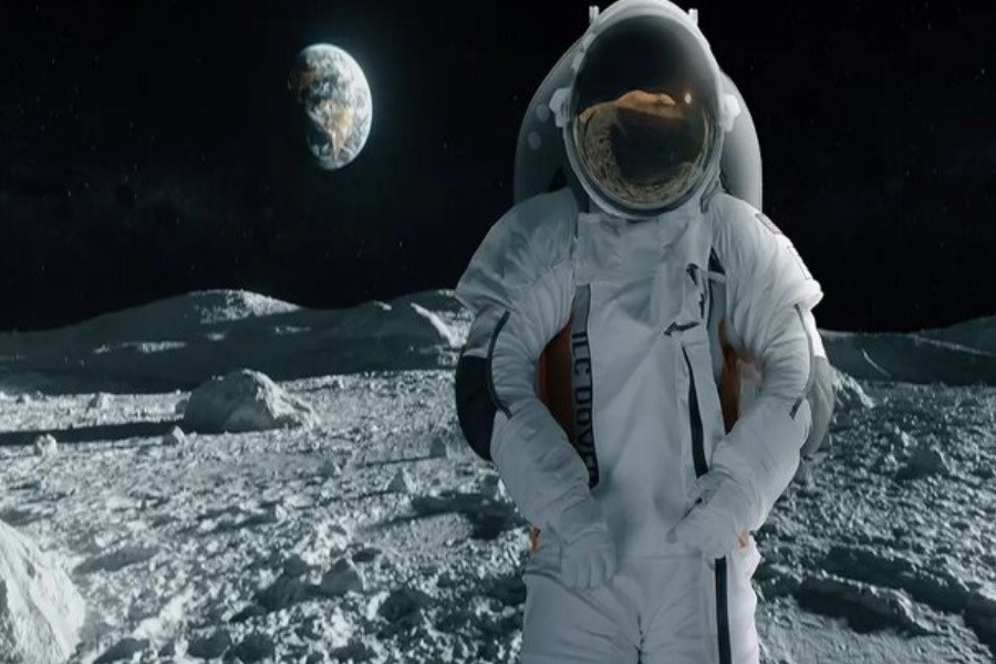 تصویر سازنده لباس‌های فضایی بازگشت به ماه انتخاب شد
