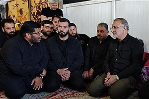 بازدید شهردار تهران از محل استقرار نیروهای خدام‌الحسین(ع) در شهر نجف