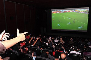 ابهام در اکران&#47; سینما جای نمایش فوتبال است؟