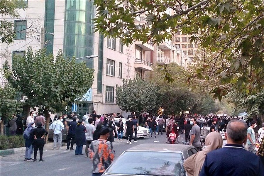 تصویر به شهادت رسیدن یک بسیجی در تهران
