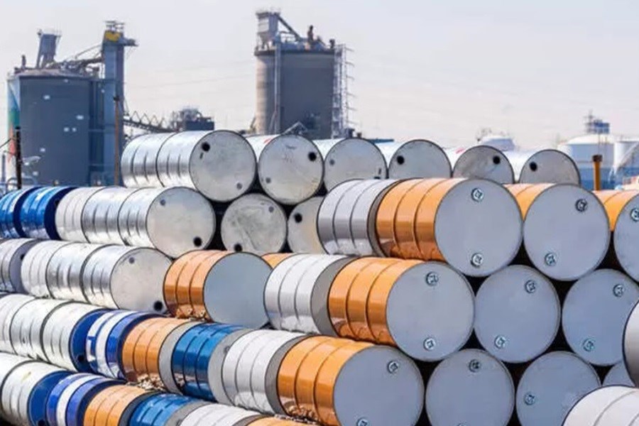 افزایش قیمت نفت عربستان برای آسیا و اروپا