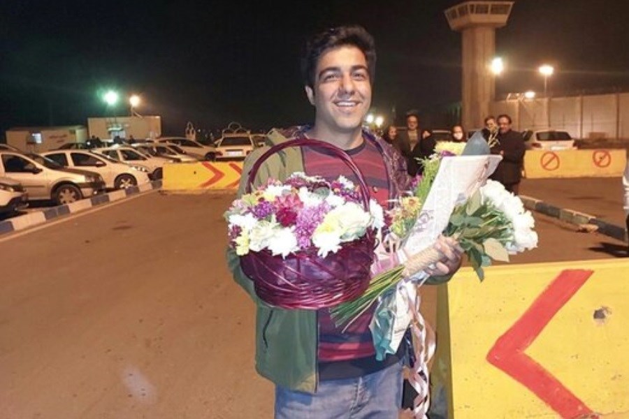 تصویر حمیدرضا امیری، روزنامه نگار آزاد شد