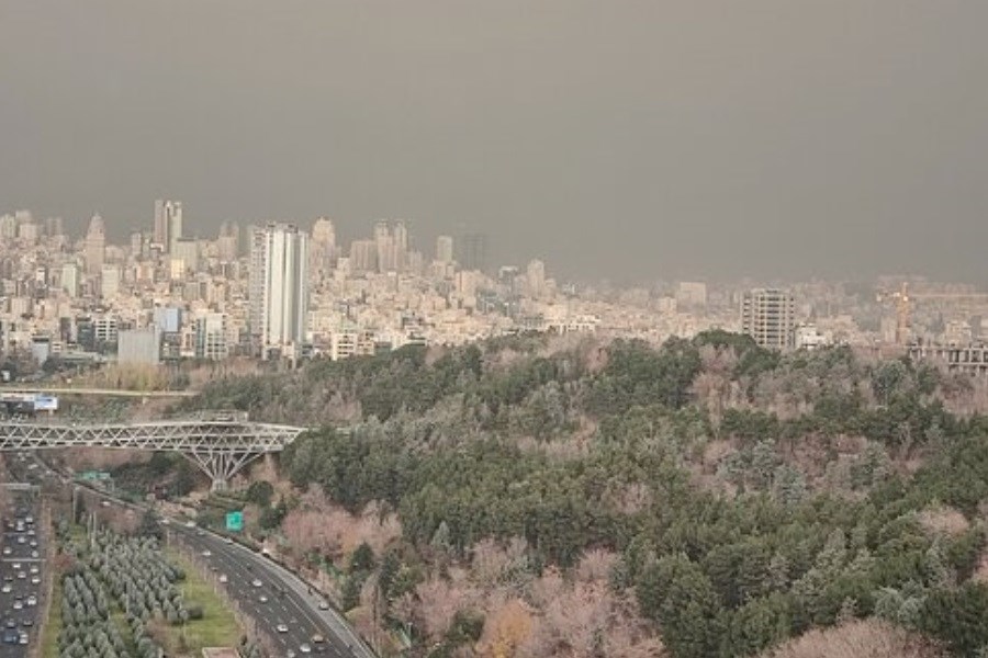 وضعیت هوای تهران همچنان آلوده برای همه گروه‌ها