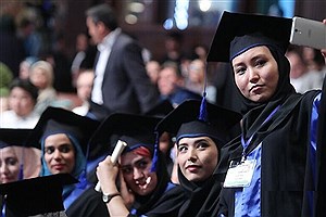 امکان تحصیل مجازی و حضوری بانوان افغان در ایران