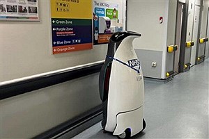 این پنگوئن رباتیک کارمند آزمایشی بیمارستان شد!