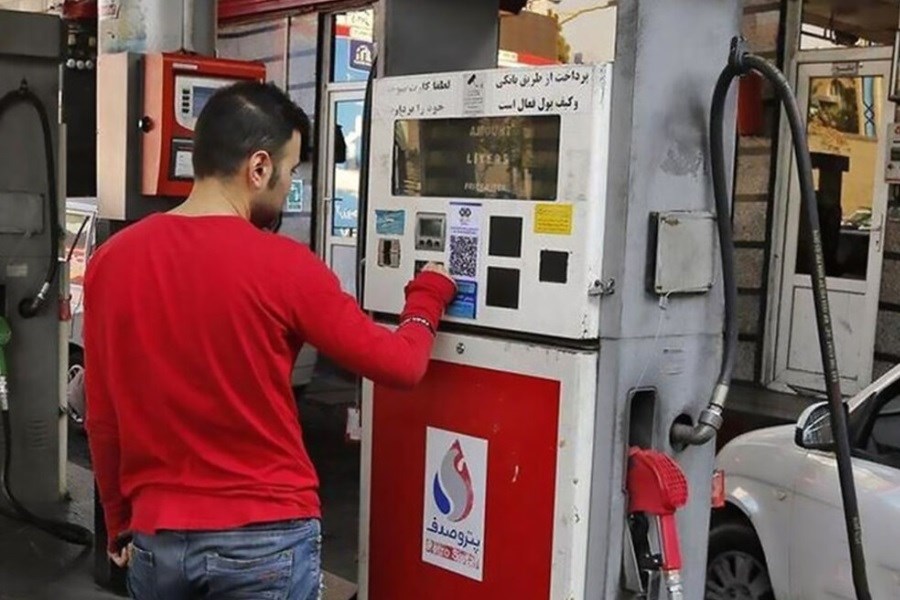 تصویر دولت نمی تواند قیمت سوخت را بالا ببرد چون ...&#47; آیا می‌توان به همین روند ادامه داد؟